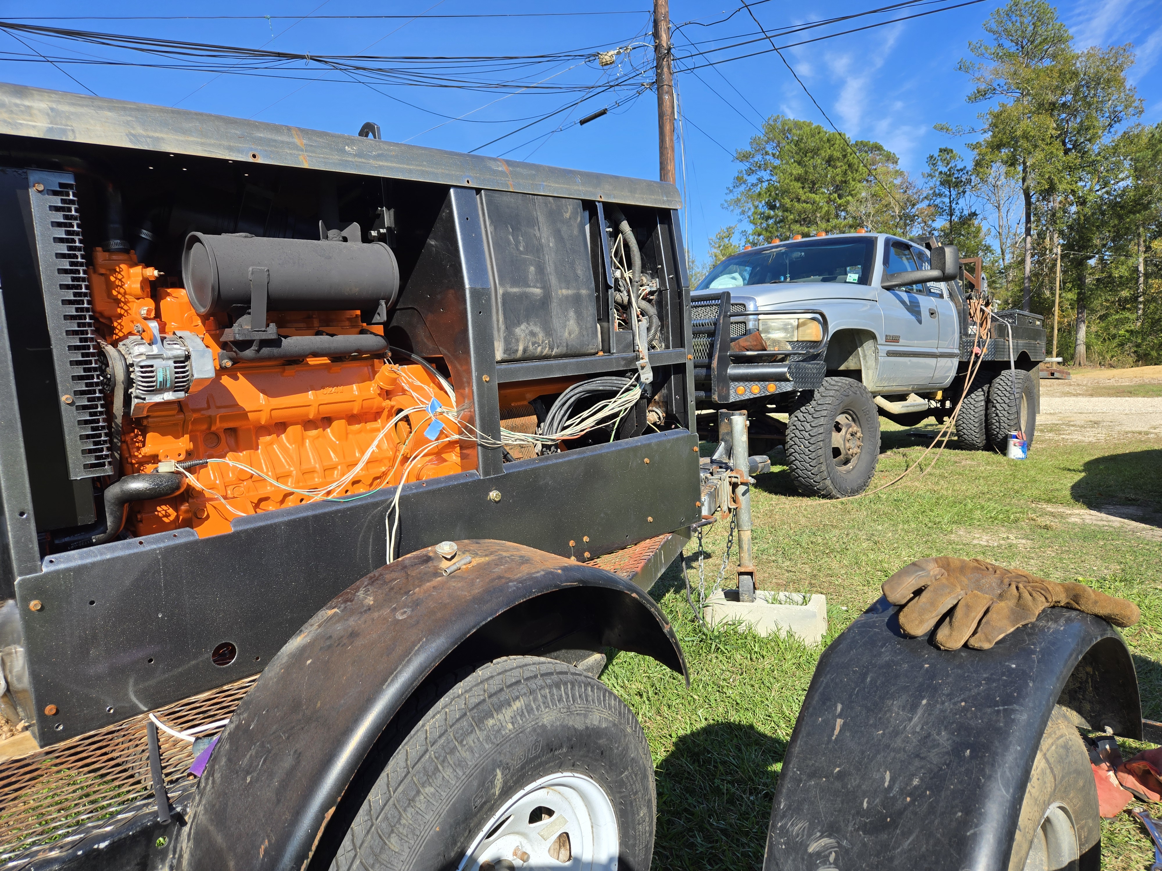 Red-D-Arc DX450 engine bay thumbnail