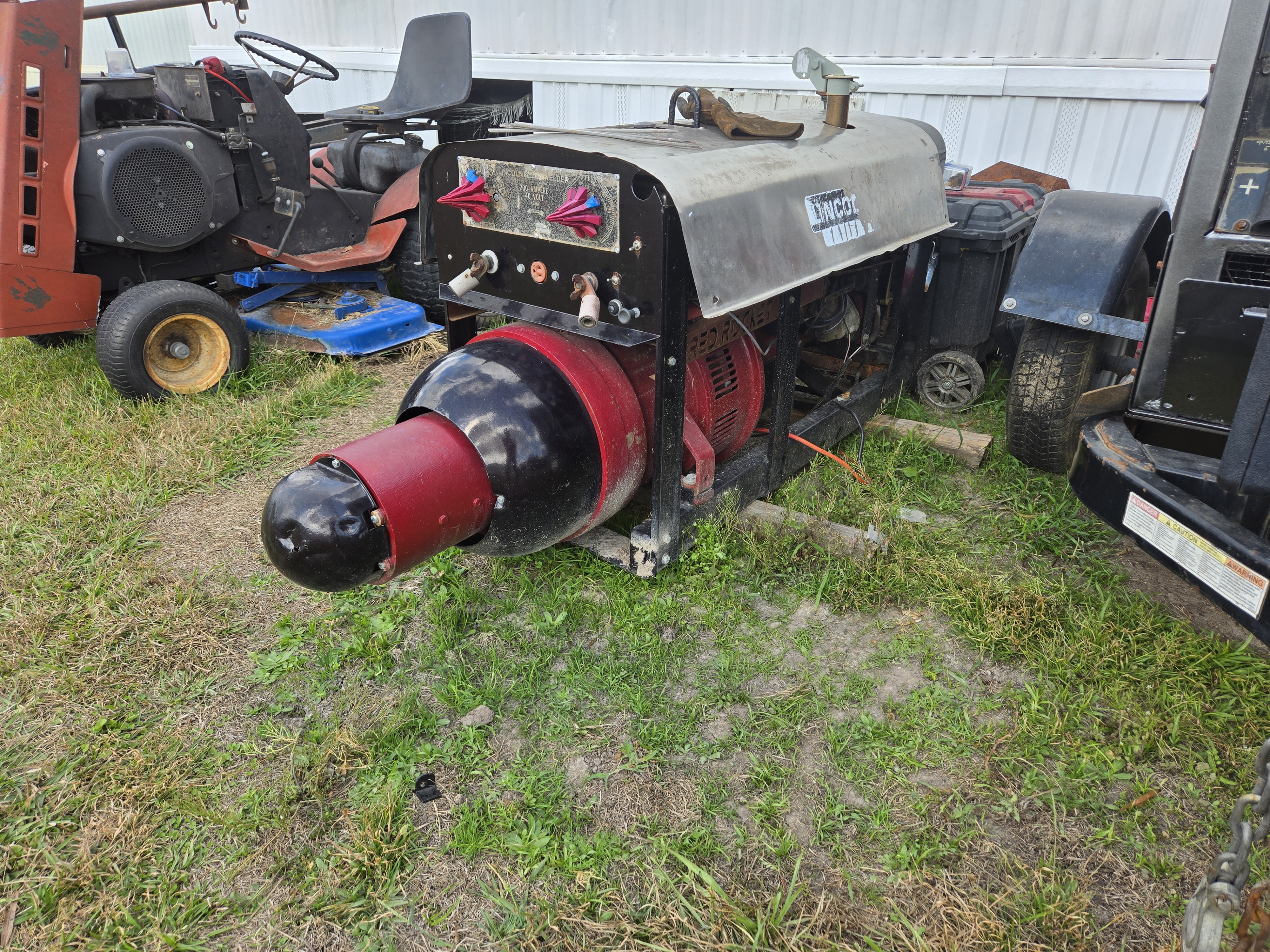 Red Rocket SA-200 restored welding generator front view